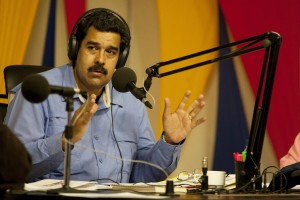 EL PRESIDENTE DE VENEZUELA INICIA SU PROGRAMA RADIAL "EN CONTACTO CON MADURO"