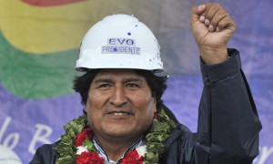 Evo-Morales-campaigns-for-012