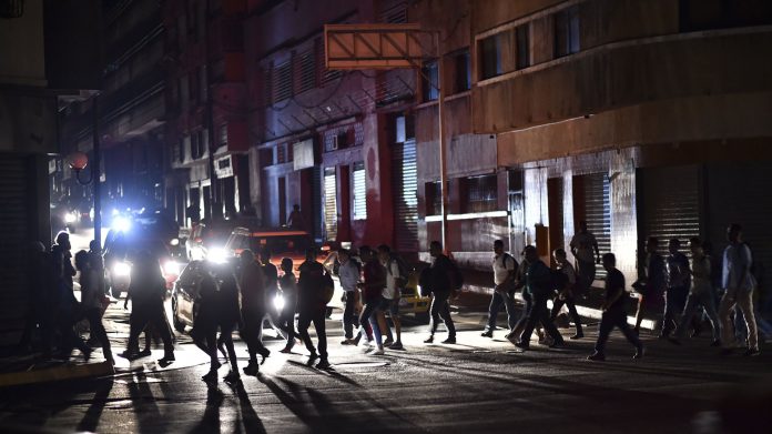 VENEZUELA-CRISIS-POWER-OUTAGE