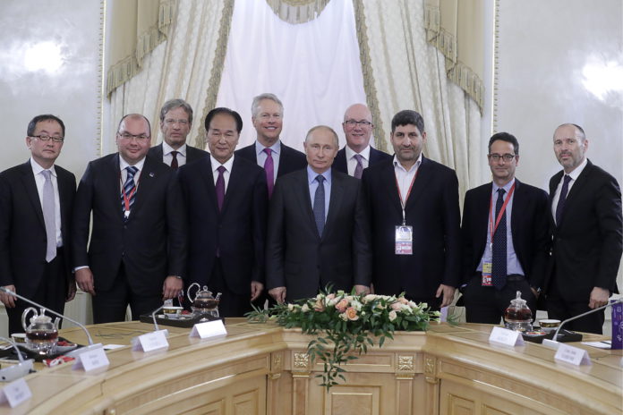 RUSIA-SAN PETERSBURGO-PUTIN-AGENCIAS DE NOTICIAS-REUNION