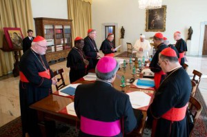 vaticano papa y cardenales