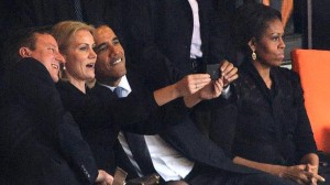 obama selfie-