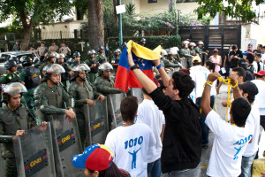 Protesta-embajada-Cubana-200
