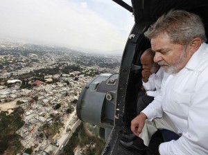 br lula-haiti-helicoptero