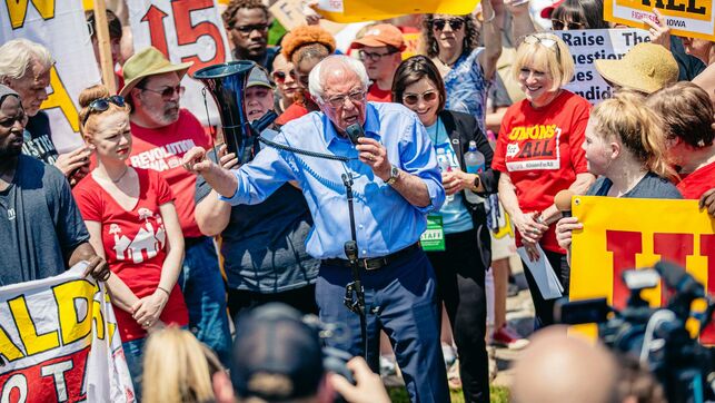 Bernie Sanders: No podemos permitir que los multimillonarios destruyan el periodismo - Question Digital